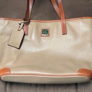 Dooney and Bourke Hand Bag